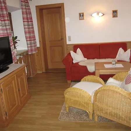 Farm stay Hausernhof Inzell