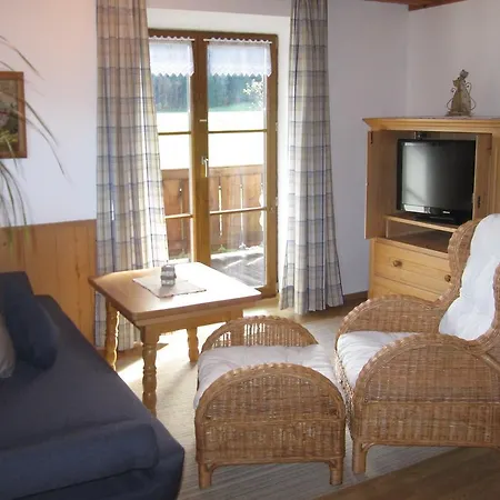 Hausernhof Farm stay Inzell
