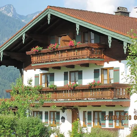 Farm stay Hausernhof Inzell