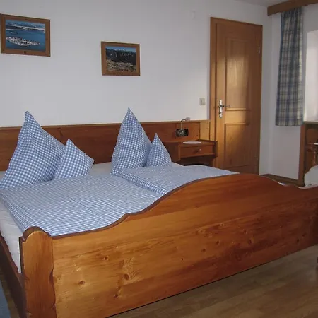 Hausernhof Farm stay *